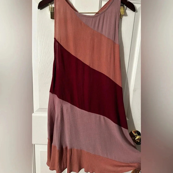 FREE PEOPLE Way of the World Tunic Asymmetrical Berry Tone Stripes LOW T Back M - Picture 10 of 11